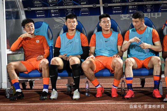 北京与广州男篮今晚对抗，两队有球员缺席
